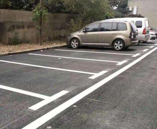 徐州小區(qū)廠區(qū)停車位劃線公司有哪幾家？推薦飛揚(yáng)市政交通設(shè)施