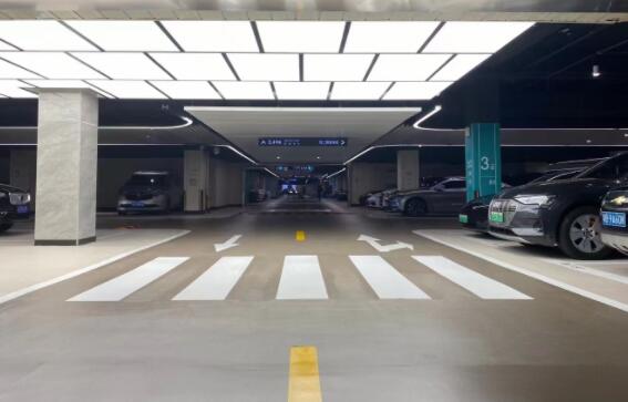道路熱熔劃線多少錢一米？用公正的價格開啟安全行駛的未來